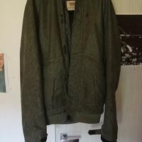 Giubbotto Volcom + Felpa nera