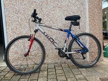 Mtb trek serie 8000 alluminio