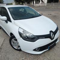 Renault Clio 1.2 75CV 5 porte Wave x neopatentati