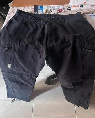 Pantaloni da moto
