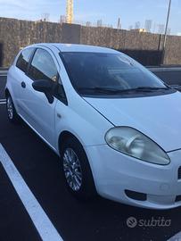 FIAT grande punto 1.2 active 199.000 km