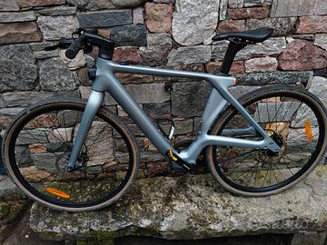 e.bike gravel Fiido Air full carbonio  + accessori