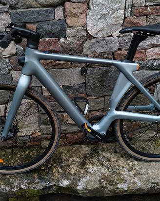 e.bike gravel Fiido Air full carbonio  + accessori