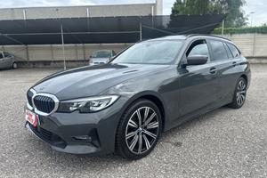 Bmw 318d 48V Touring Individual