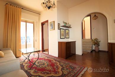 Appartamento Indipendente con Terrazzo