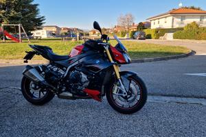 Bmw s 1000 r