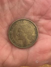 Moneta 20 Franchi del 1951 galletto / rarissima