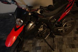 moto 125 Malaguti xsm. 2018