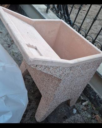 Lavatoio in cemento rosa