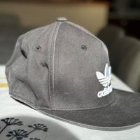 cappello adidas