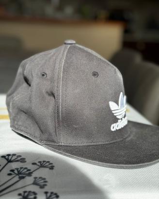 cappello adidas