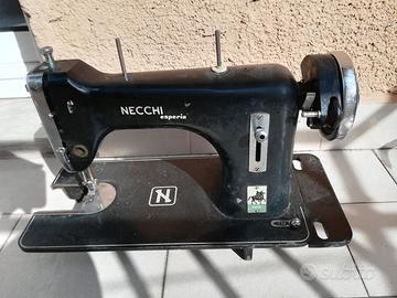 macchina da cucire Necchi Esperia Vintage