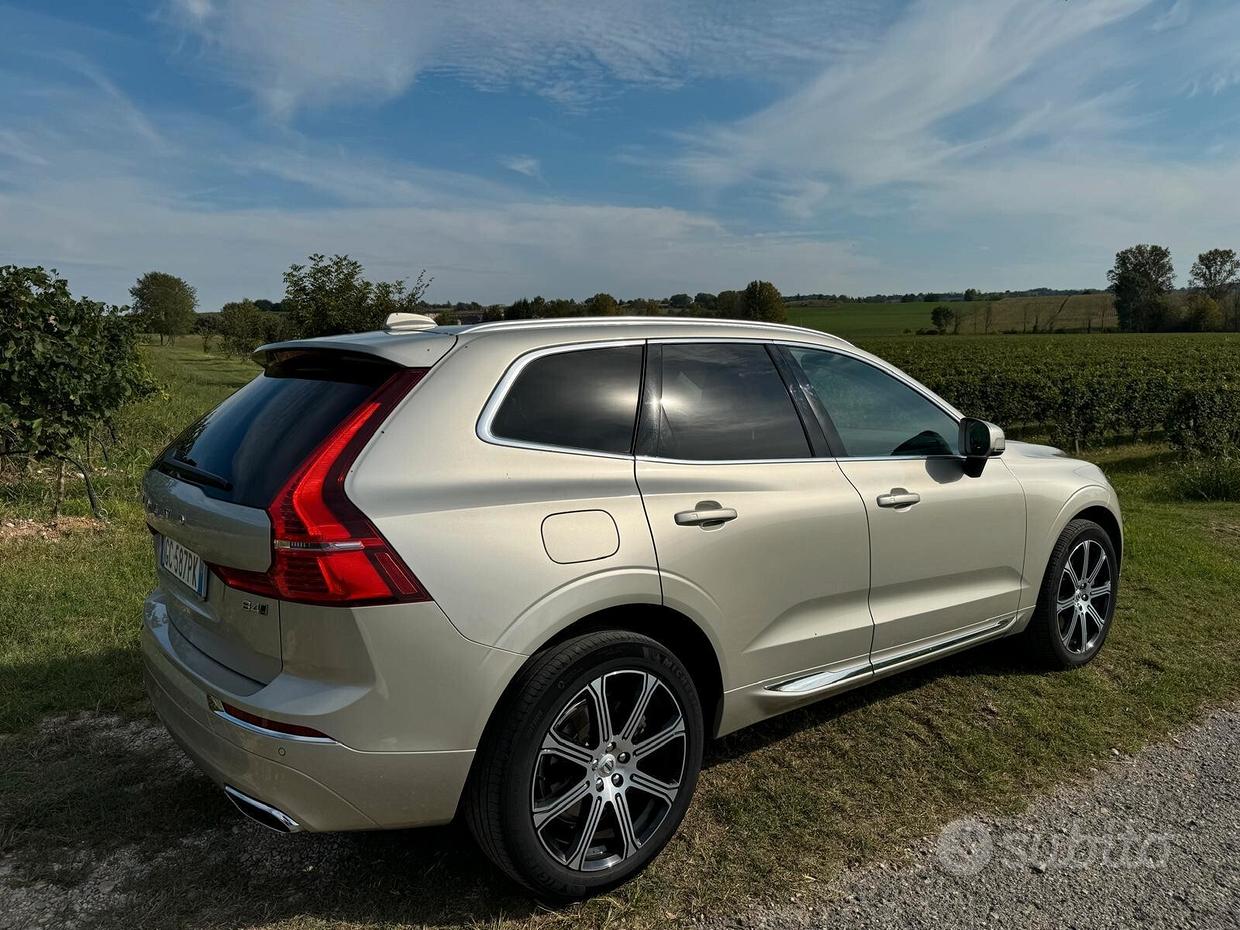 VOLVO XC60 (2017-->)