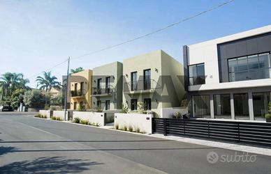 Locale Commerciale - Aci Sant'Antonio
