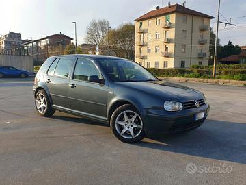 Volkswagen Golf IV serie benzina/GPL solo 120.00km