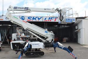 Piattaforma aerea ragno Cela DT Crawler 25