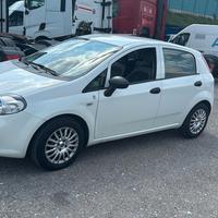 FIAT GRANDE PUNTO ANNO 2018 SUPER PREZZO!