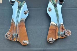 Sissy Bar kit per attacco a 4 punti Harley