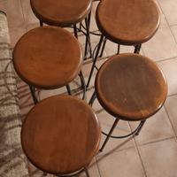 6 Sgabelli in ferro con seduta in legno