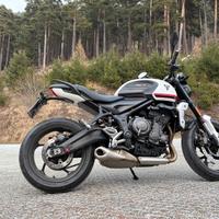 Triumph trident 660