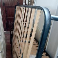 1 letto matrimoniale e 2 letti singoli