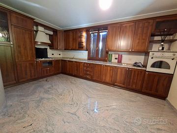 Cucina 284cmx498cm x  h240cm