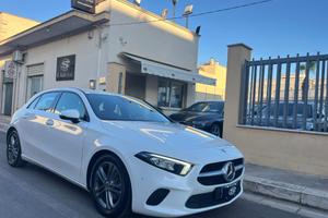 MERCEDES-BENZ A 180 d Automatic Sport