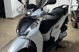 Honda SH 300 2017