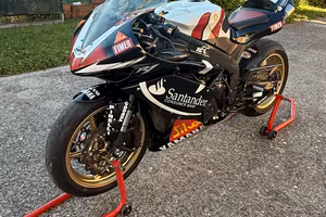 Yamaha R1 2008 pista immatricolata