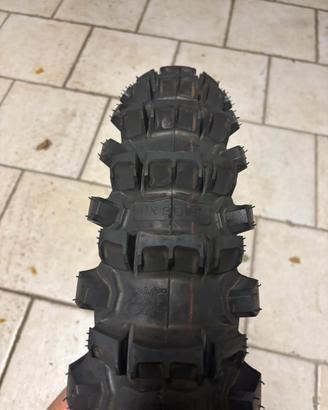 Gomma pirelli posteriore da sabbia