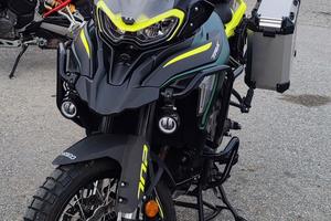 Benelli Trk 702x + Tris Valigie + Accessori
