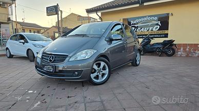 Mercedes-benz A 160 CDI BlueEFFICIENCY Avantgarde