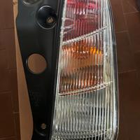 Lancia y fanale posteriore