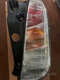 Lancia y fanale posteriore