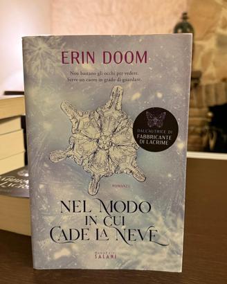 Libro “Nel modo in cui cade la neve”. Erin Doom