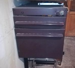 cassettiera metallica