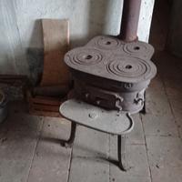 Stufa in ghisa inizio 900