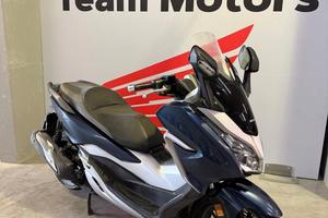 Honda Forza 300