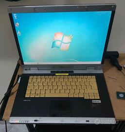 Notebook Fujitsu 15,4" Intel Celeron M420 RAM 2GB 