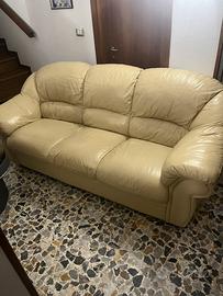 divano per 3 persone