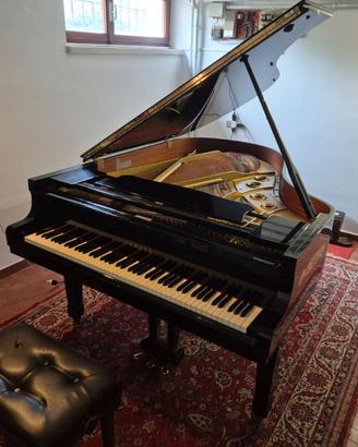 Pianoforte Yamaha C3