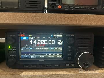 ICOM IC-705 come nuovo