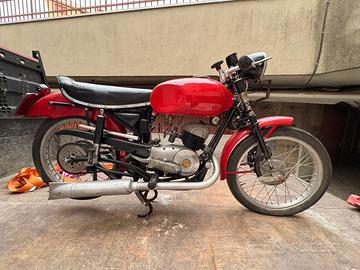 OMEA 125 - Moto d'epoca 1952 - Restaurata 2012