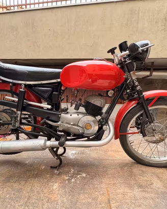 OMEA 125 - Moto d'epoca 1952 - Restaurata 2012