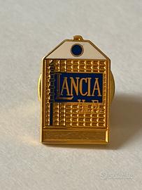 Distintivo vintage Lancia HI FI