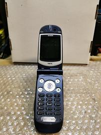 NEC e606 telefonino a conchiglia