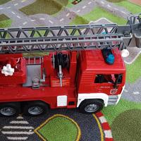 camion pompieri Bruder