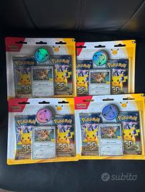 Pokemon 30 anniversario confezione con 2 buste