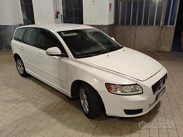 Volvo V50 D2 POLAR PLUS