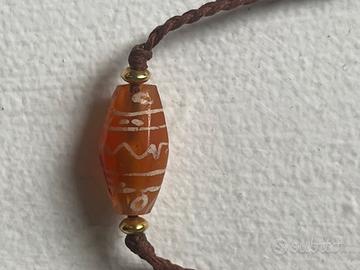 Collana perla carnelia e 18 kt